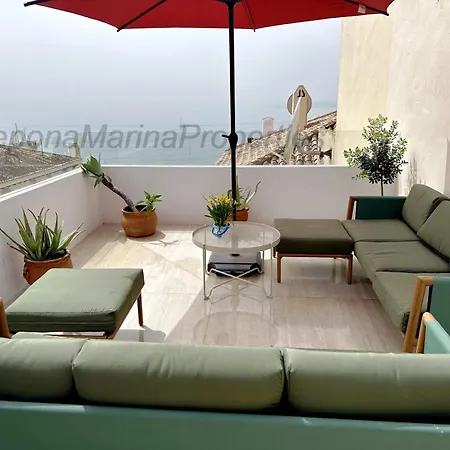 Emp 21, Large South Facing Duplex Apartment Estepona