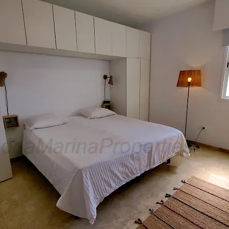 Emp 21, Large South Facing Duplex Apartmán